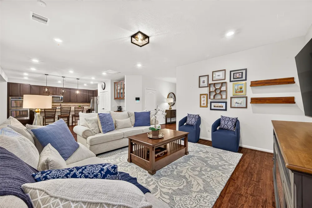 3933 Eagle Nest Lake Lane Magnolia, TX 77354