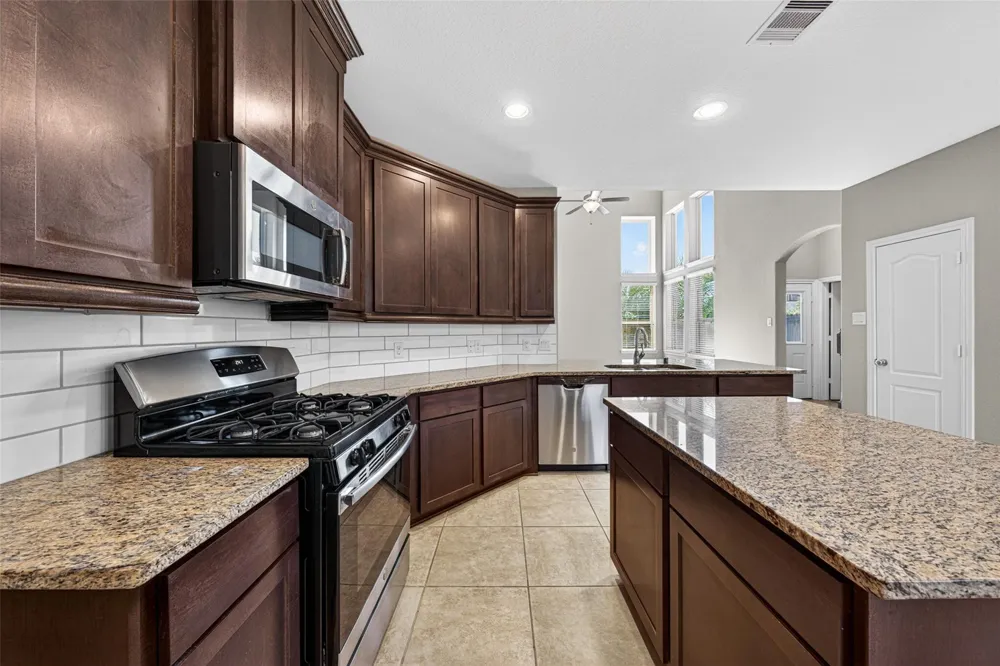 29122 Parker Trace Drive Fulshear, TX 77441