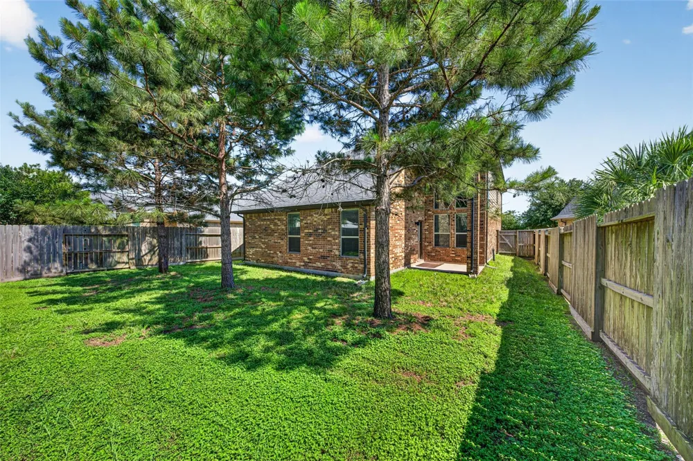 29122 Parker Trace Drive Fulshear, TX 77441