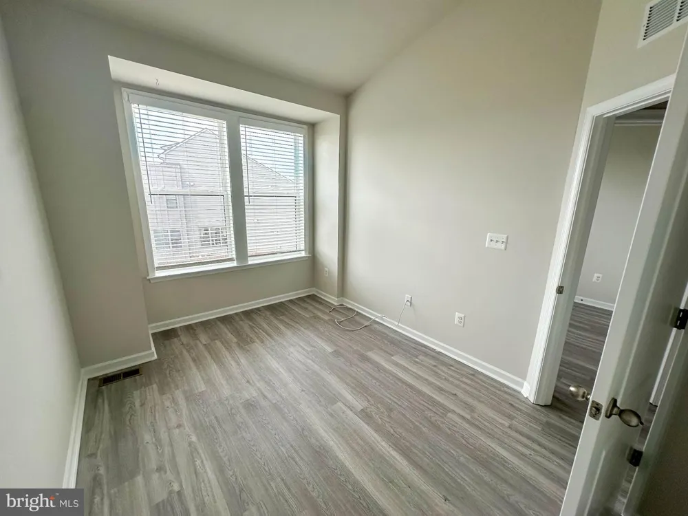 10334 VISTA MEADOW WAY Lanham, MD 20706