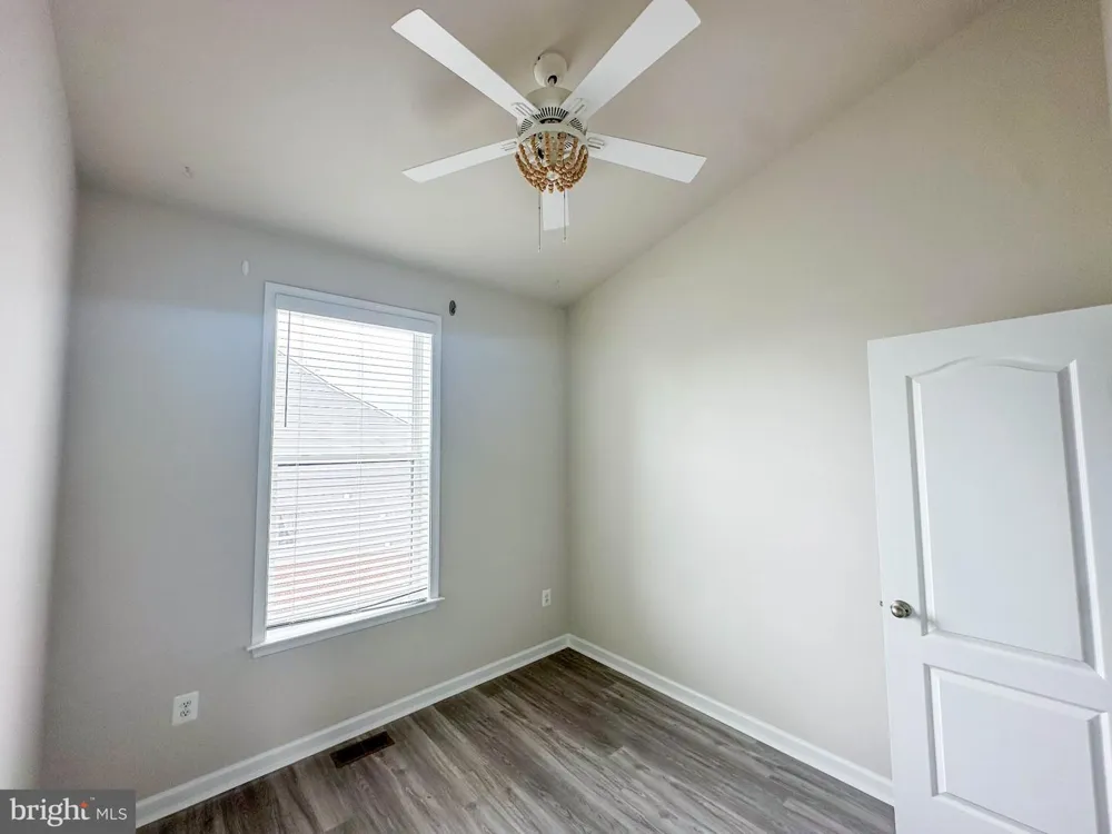 10334 VISTA MEADOW WAY Lanham, MD 20706