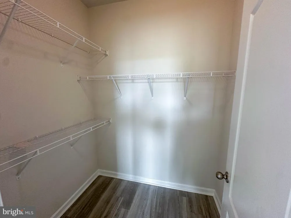 10334 VISTA MEADOW WAY Lanham, MD 20706