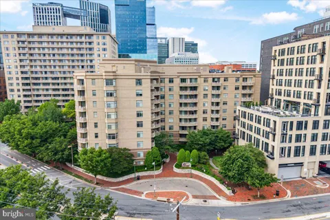 7111 WOODMONT AVENUE #308