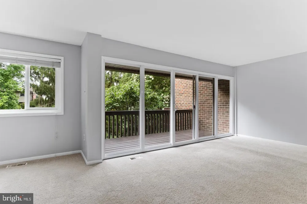 15 CAMPBELL PLACE Camp Hill, PA 17011