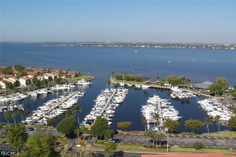 Steamboat Bend #404 Fort Myers, FL 33919