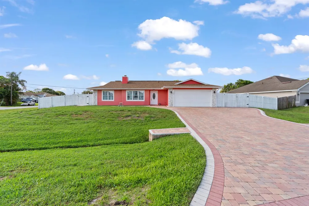 402 SW SEAFLOWER Port St. Lucie, FL 34984