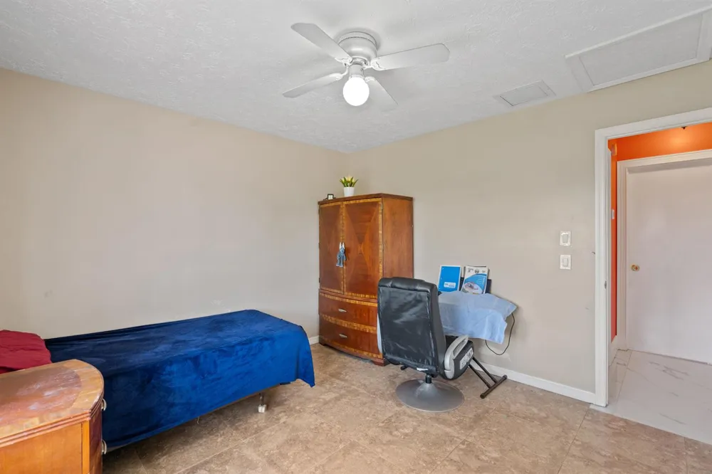 402 SW SEAFLOWER Port St. Lucie, FL 34984