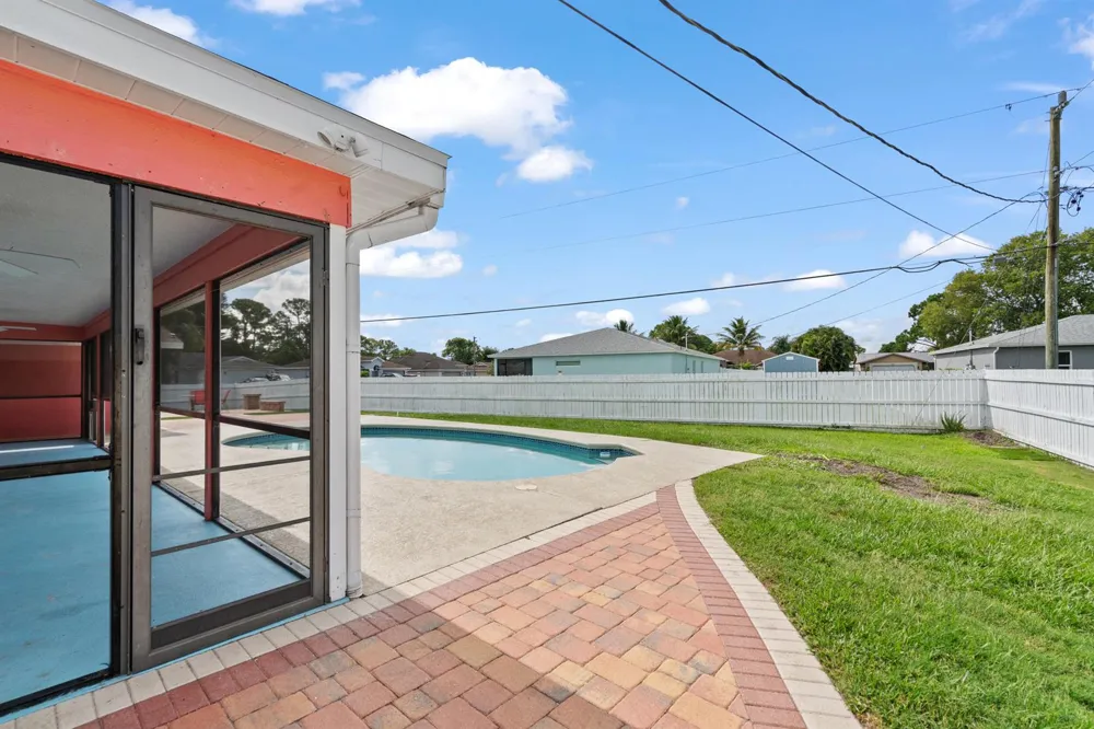 402 SW SEAFLOWER Port St. Lucie, FL 34984