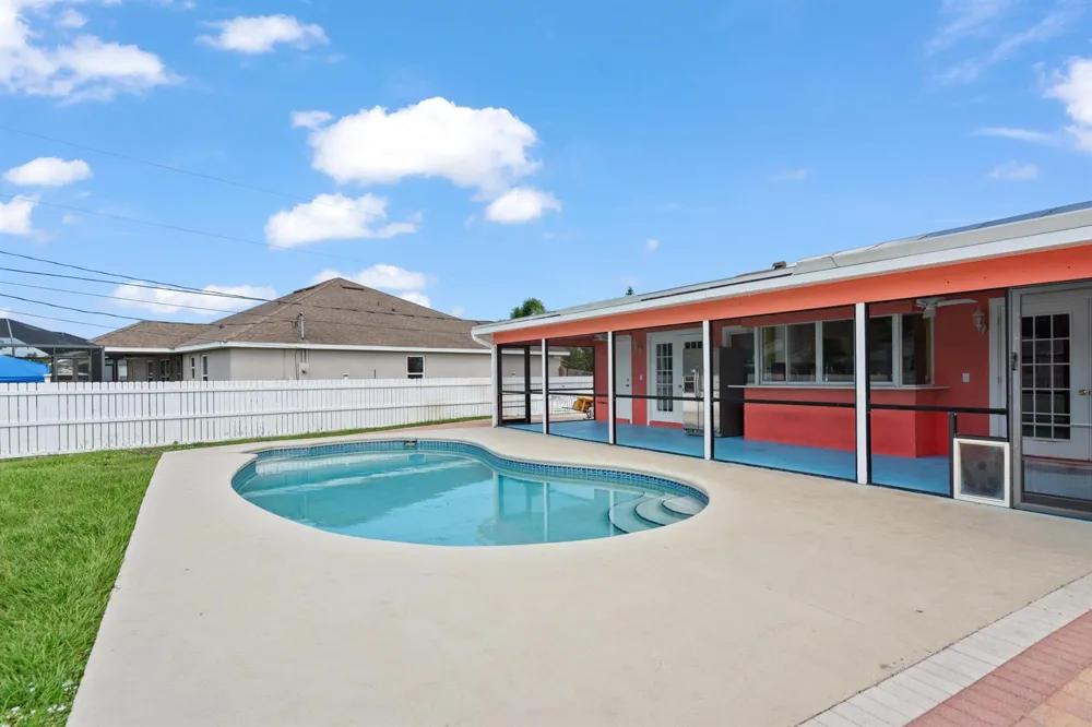 402 SW SEAFLOWER Port St. Lucie, FL 34984