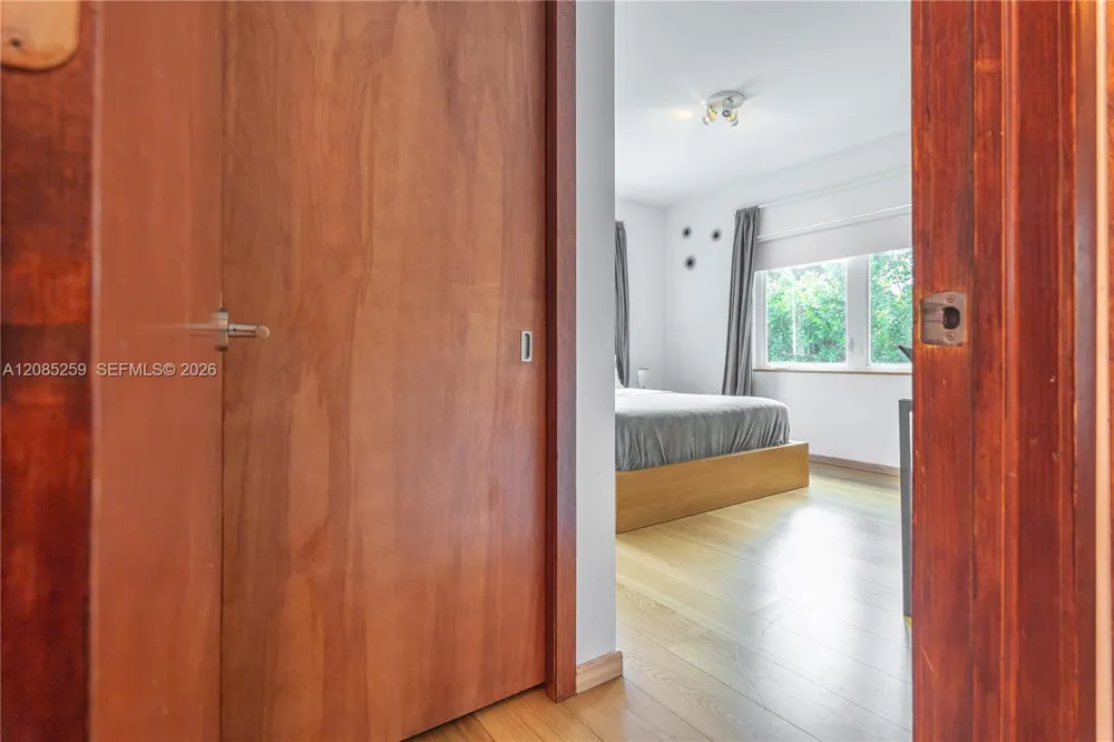 521 NE 68th St #1 Miami, FL 33138