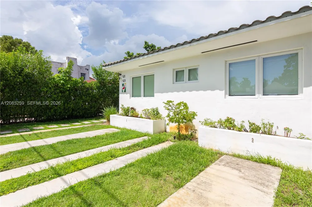 521 NE 68th St #1 Miami, FL 33138