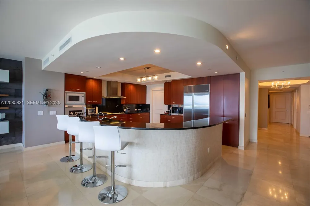 6000 Island Blvd #2602 Aventura, FL 33160