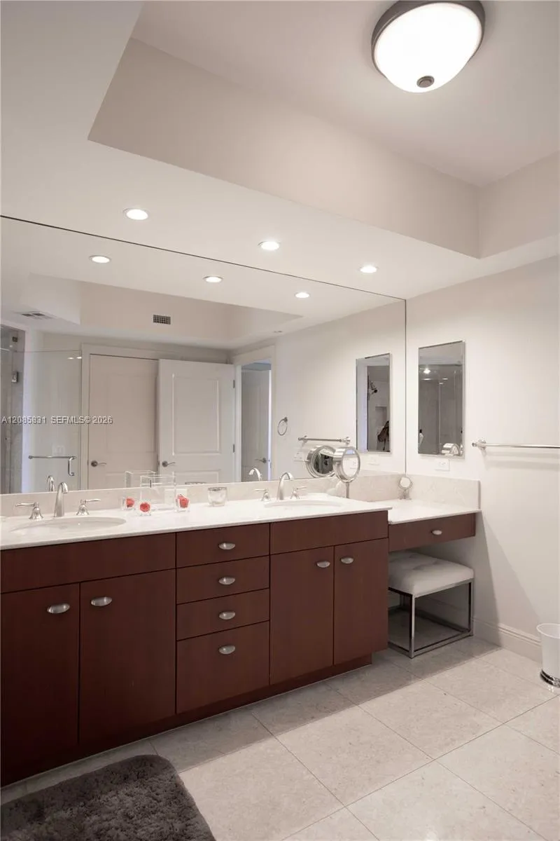 6000 Island Blvd #2602 Aventura, FL 33160