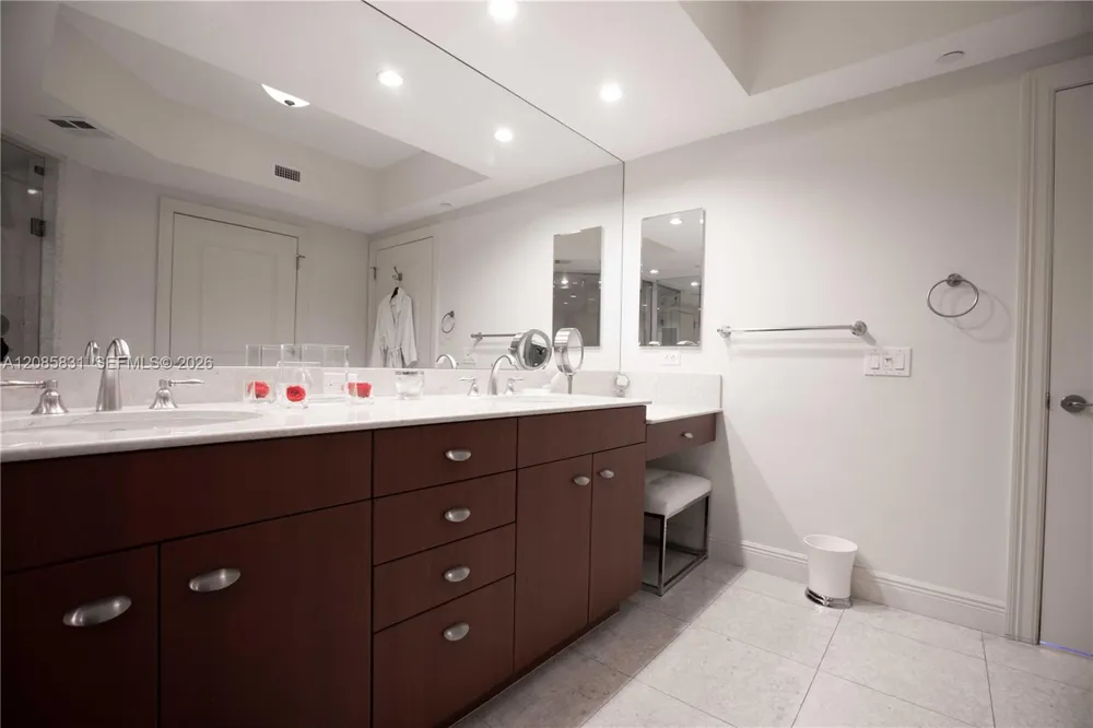6000 Island Blvd #2602 Aventura, FL 33160