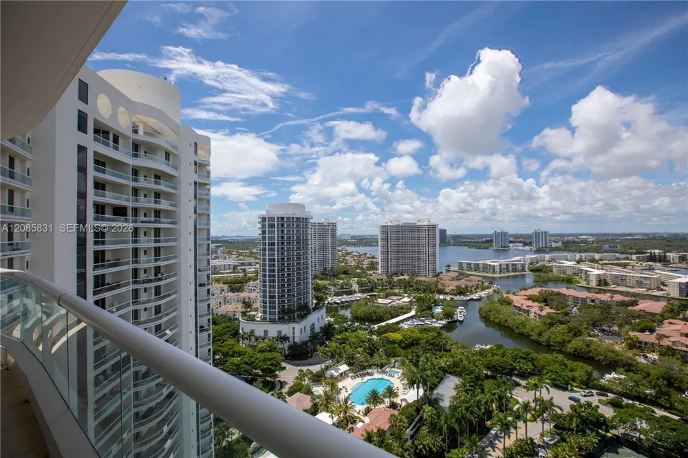 6000 Island Blvd #2602 Aventura, FL 33160