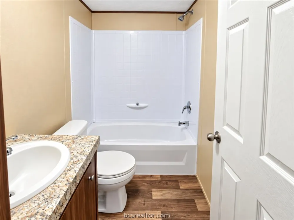 138 Watson Lane Bryan, TX 77801