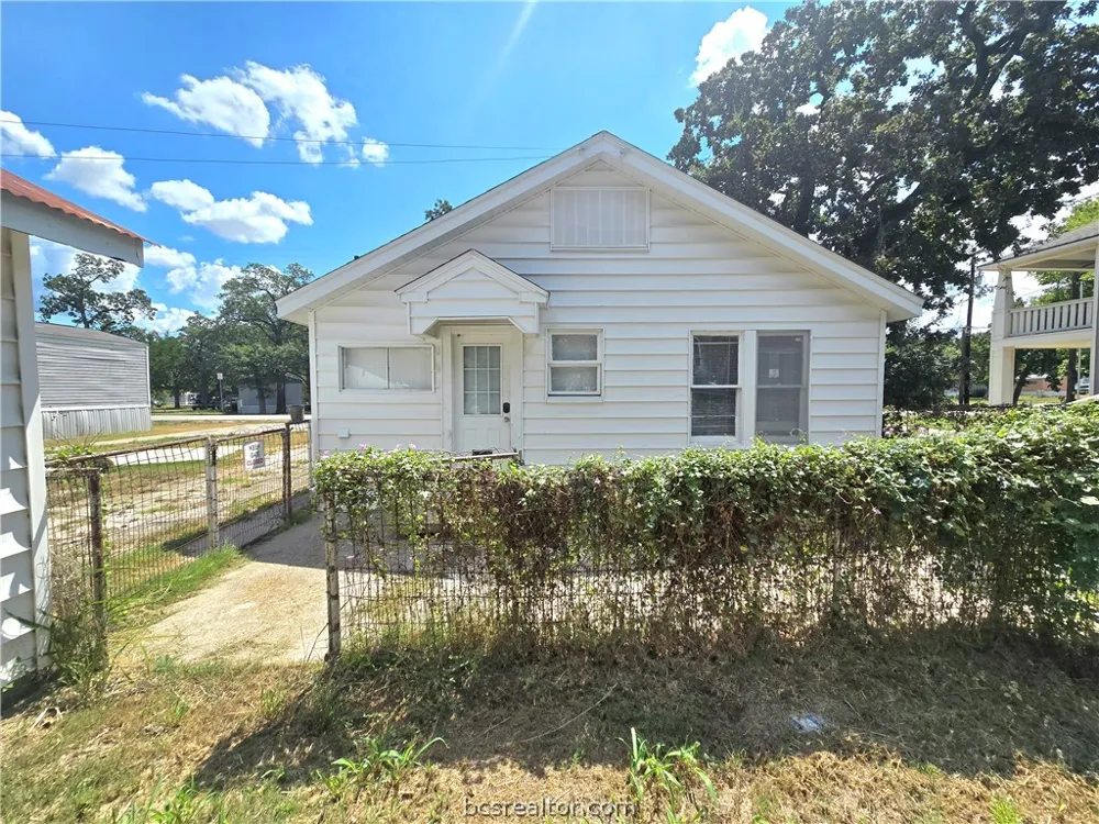 138 Watson Lane Bryan, TX 77801