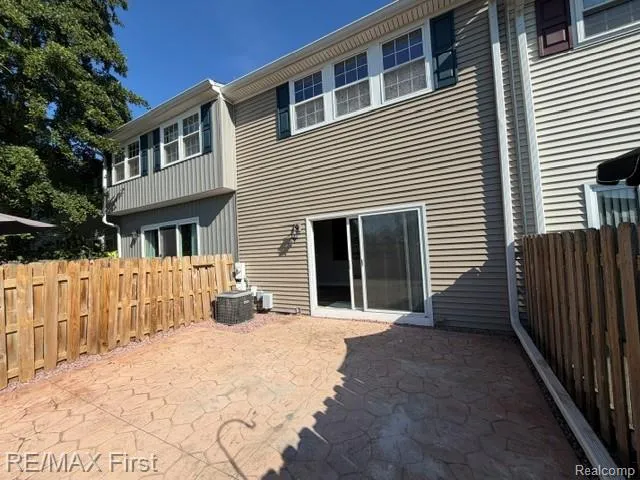 19731 Hayes Court Northville Township, MI 48167