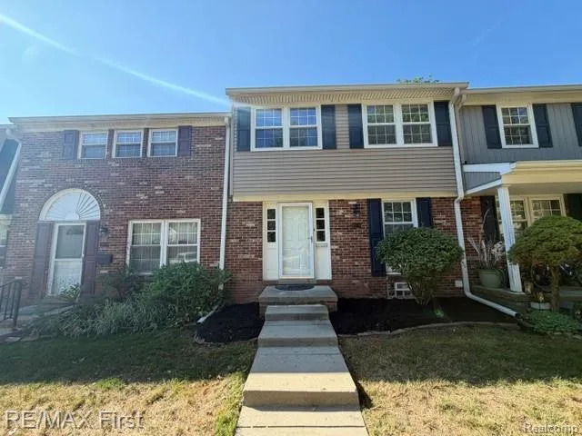 19731 Hayes Court Northville Township, MI 48167