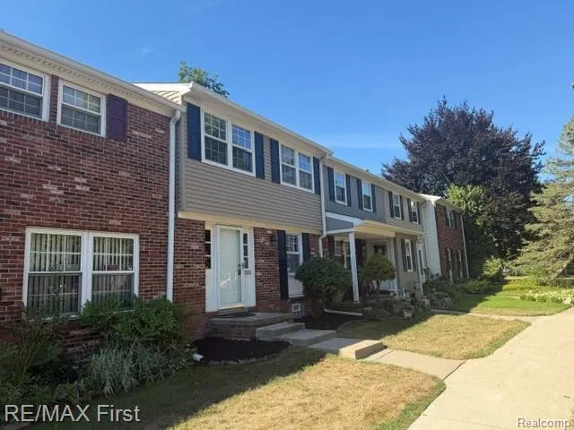 19731 Hayes Court Northville Township, MI 48167