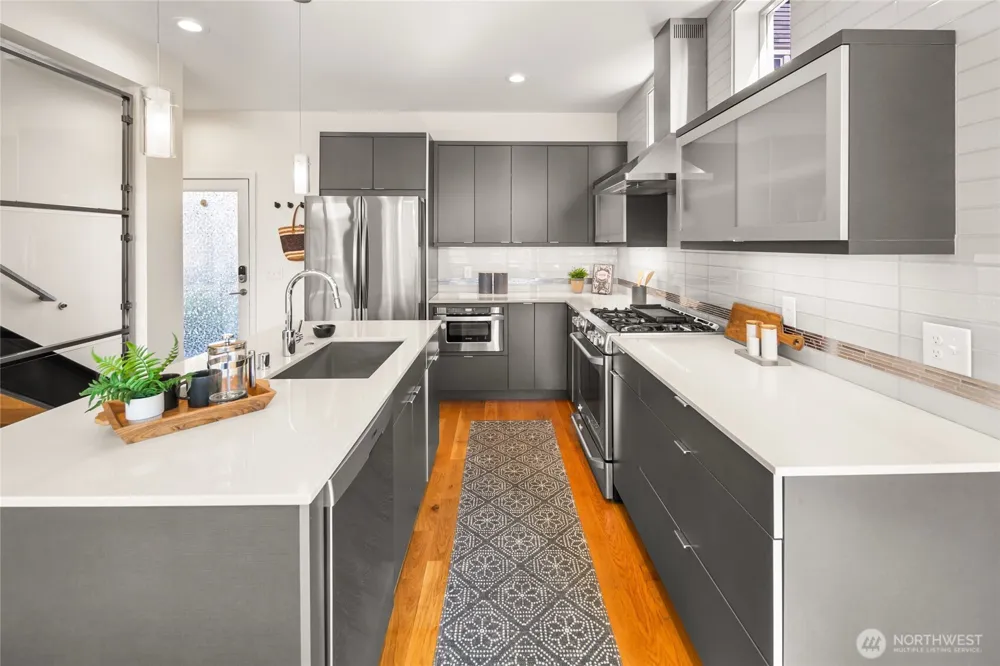 1919 A 9th Avenue W Seattle, WA 98119