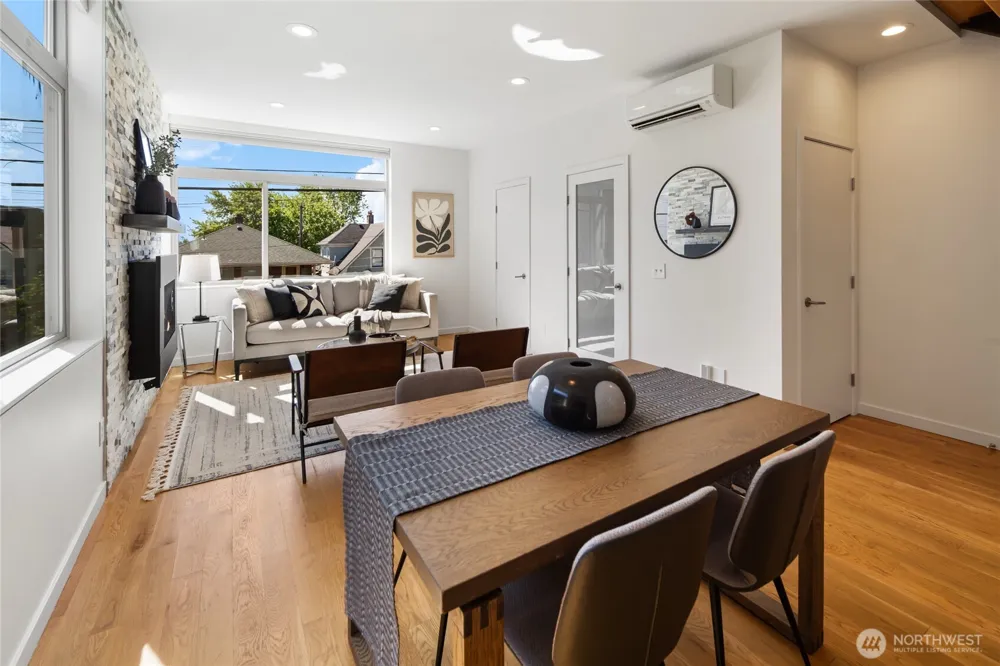 1919 A 9th Avenue W Seattle, WA 98119