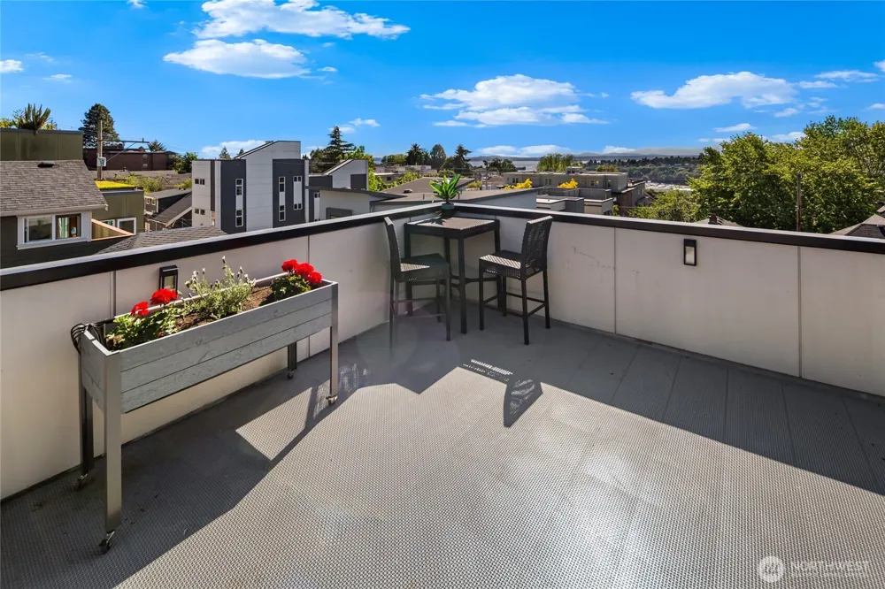 1919 A 9th Avenue W Seattle, WA 98119