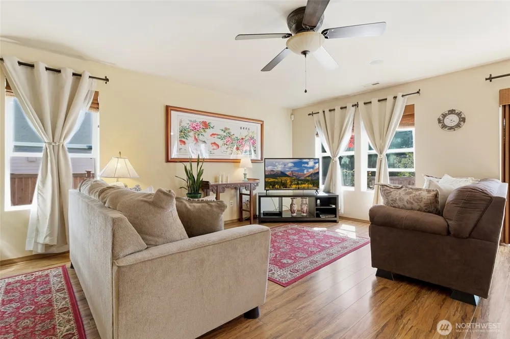 943 Candlestick Lane SW Tumwater, WA 98512