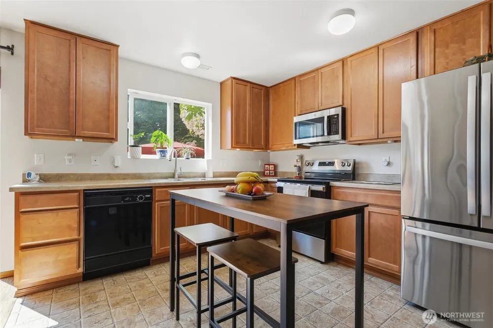 943 Candlestick Lane SW Tumwater, WA 98512