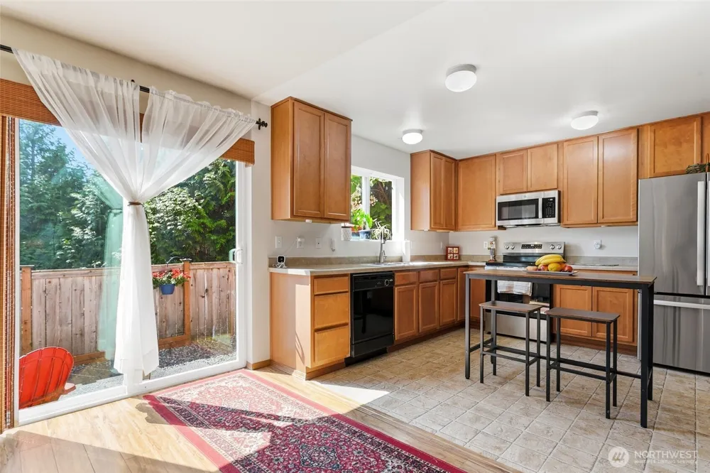 943 Candlestick Lane SW Tumwater, WA 98512