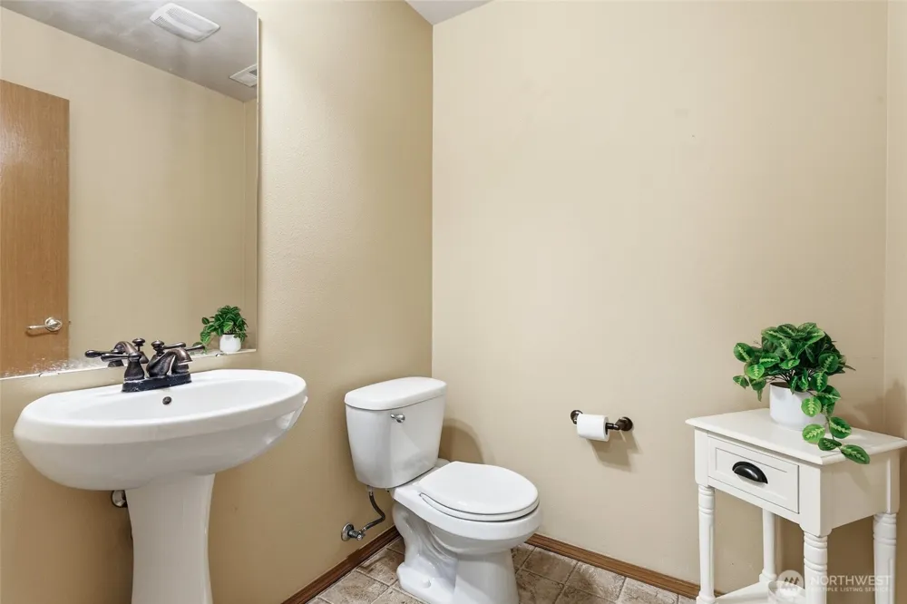 943 Candlestick Lane SW Tumwater, WA 98512