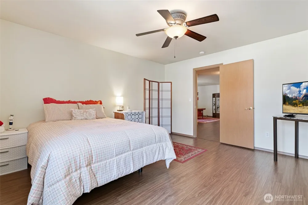 943 Candlestick Lane SW Tumwater, WA 98512