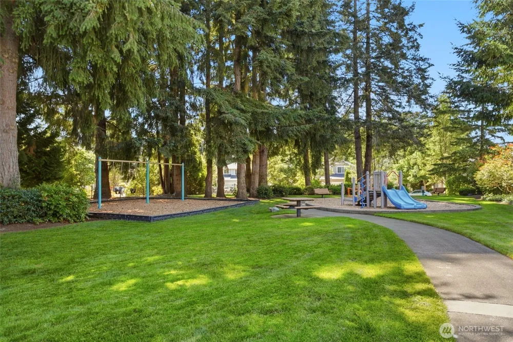 943 Candlestick Lane SW Tumwater, WA 98512