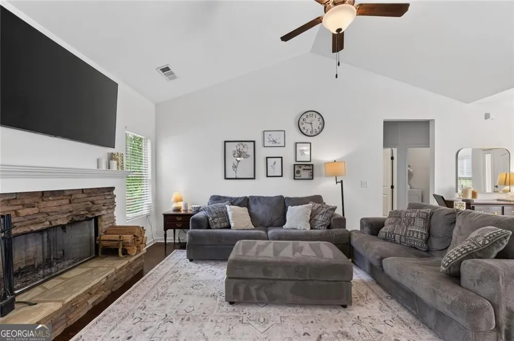 67 Bryn DR Dawsonville, GA 30534