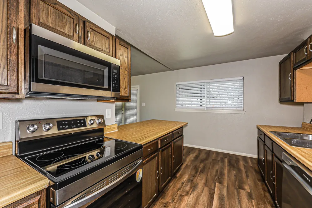 717 Redbud Drive Forney, TX 75126