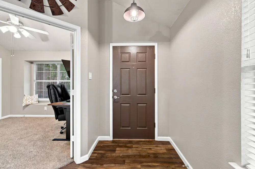 117 Timber Cross Court Azle, TX 76020