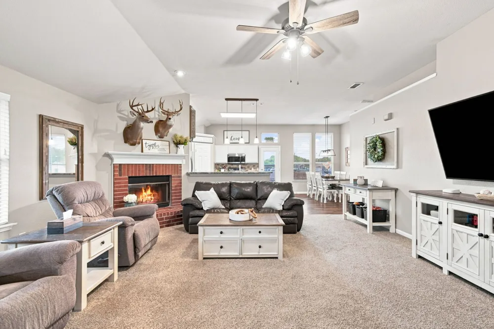 117 Timber Cross Court Azle, TX 76020