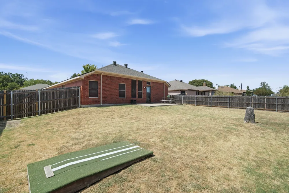 117 Timber Cross Court Azle, TX 76020