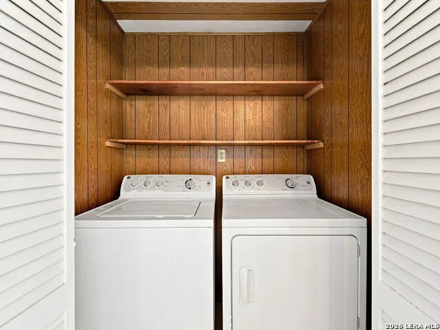 831 Brady San Antonio, TX 78207