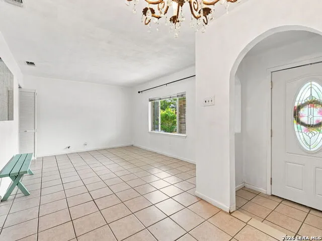831 Brady San Antonio, TX 78207