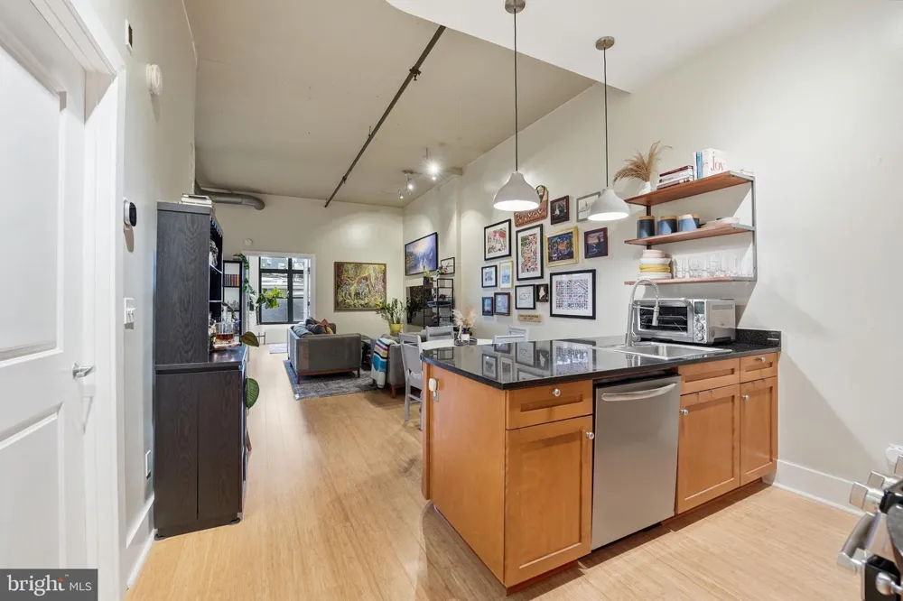 2328 CHAMPLAIN STREET NW #302 Washington, DC 20009