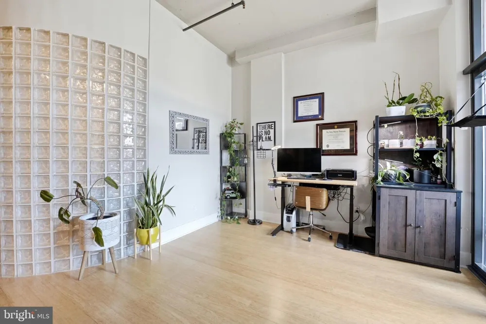 2328 CHAMPLAIN STREET NW #302 Washington, DC 20009