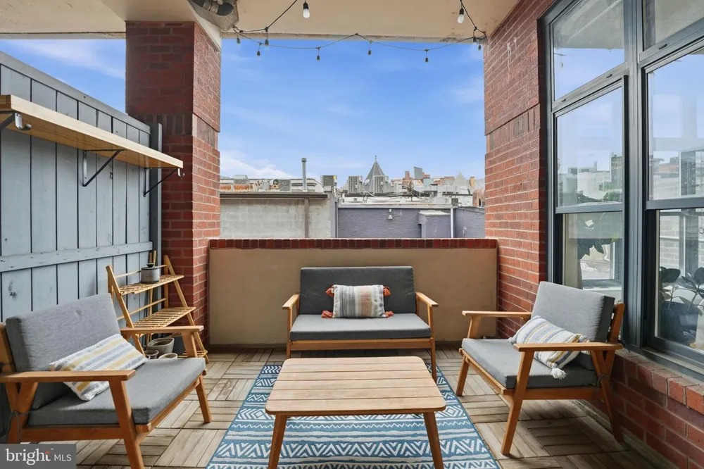 2328 CHAMPLAIN STREET NW #302 Washington, DC 20009