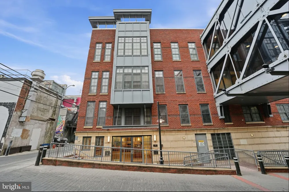 2328 CHAMPLAIN STREET NW #302 Washington, DC 20009
