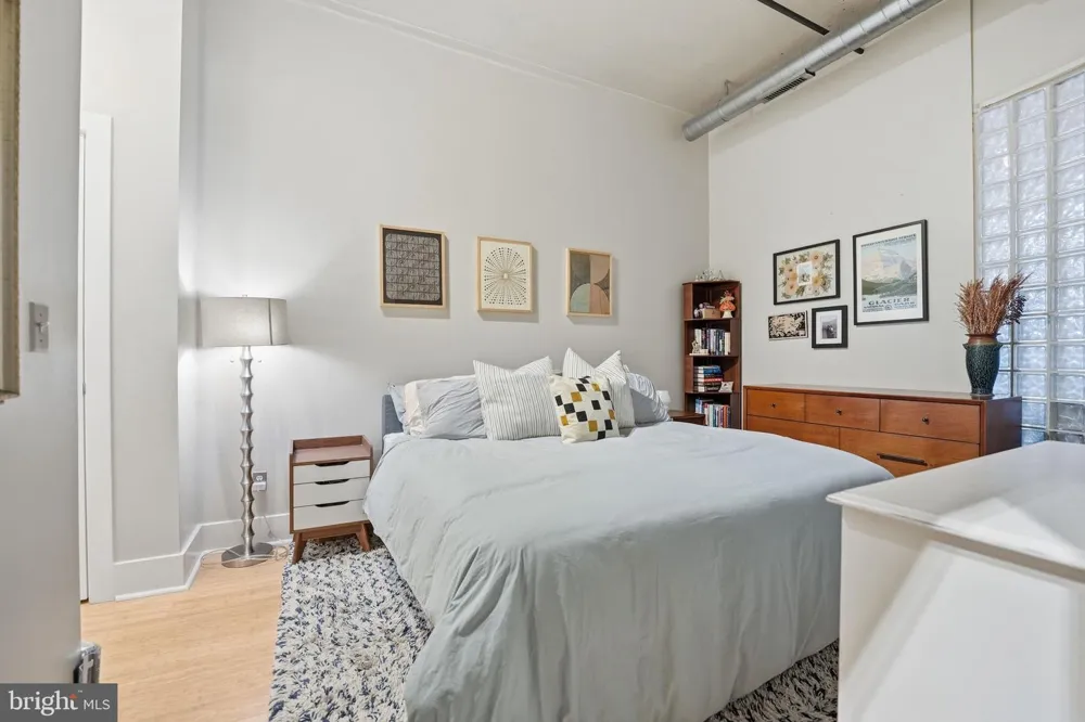 2328 CHAMPLAIN STREET NW #302 Washington, DC 20009