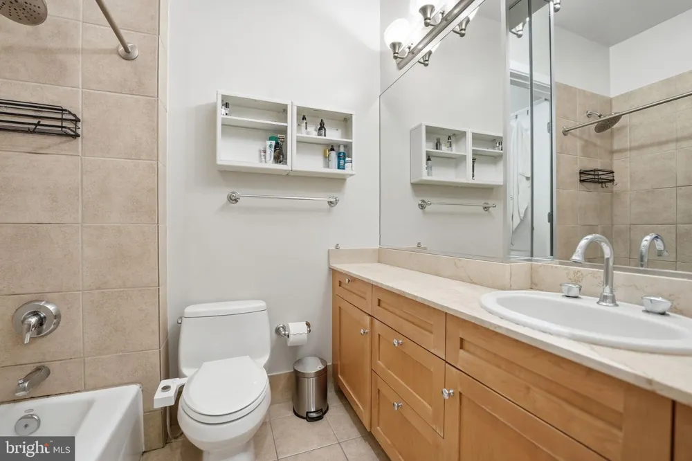 2328 CHAMPLAIN STREET NW #302 Washington, DC 20009