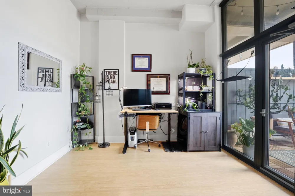 2328 CHAMPLAIN STREET NW #302 Washington, DC 20009