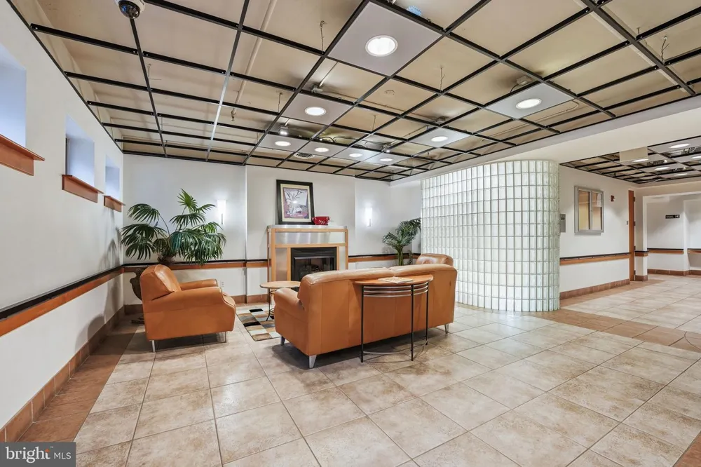 2328 CHAMPLAIN STREET NW #302 Washington, DC 20009