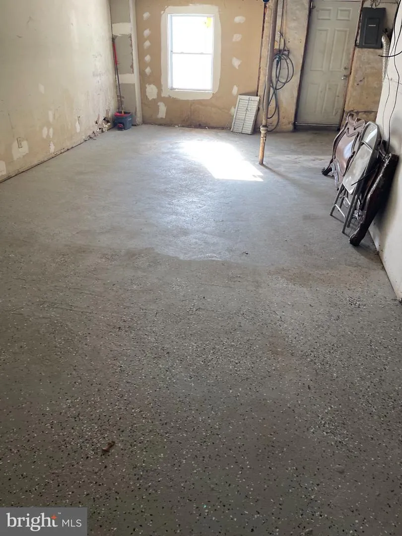 219 HOUSTON STREET Chester, PA 19013