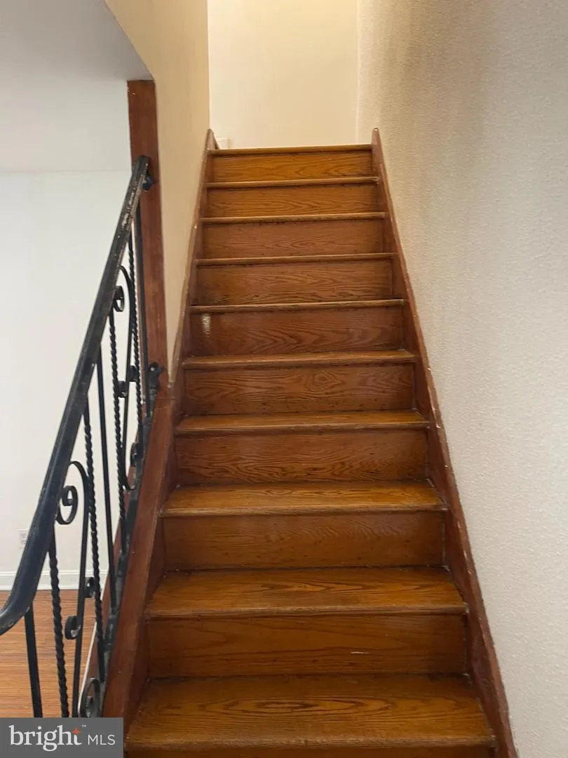 219 HOUSTON STREET Chester, PA 19013